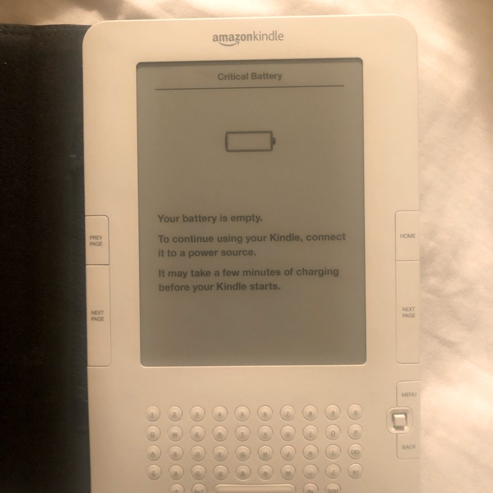 Like New Amazon Kindle Keyboard 3rd Gen 4GB Wi-Fi + 3G Capability, 6" White!